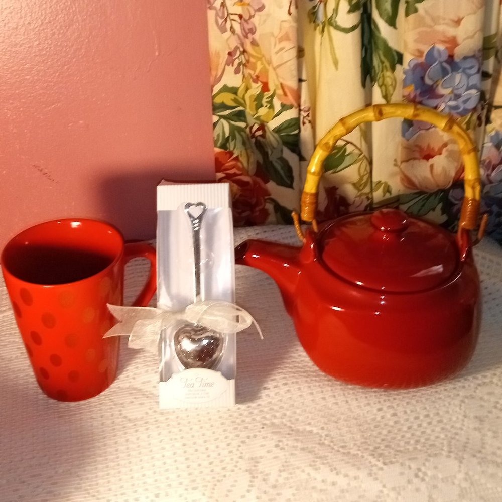 RED MUG, RED TEAPOT AND SILVER HEART SHAPE TEA INFUSER LOT OF 3